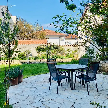 Villa Lilium *