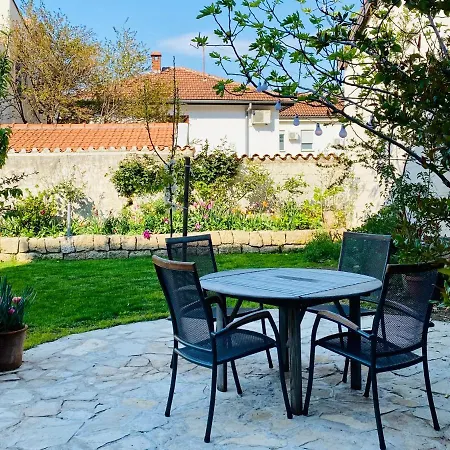 Villa Lilium *